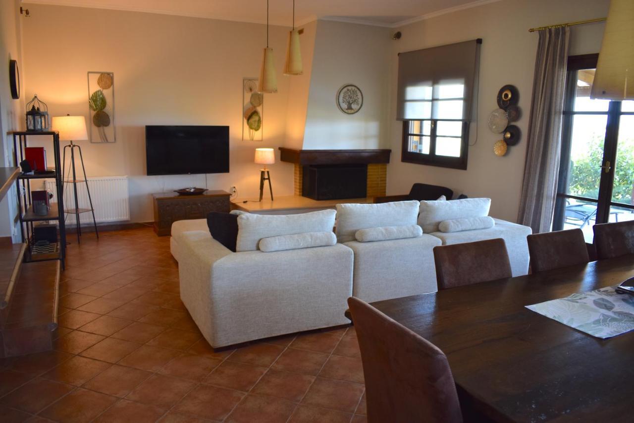 Ampelos Hillside Villa Akrata Exterior foto